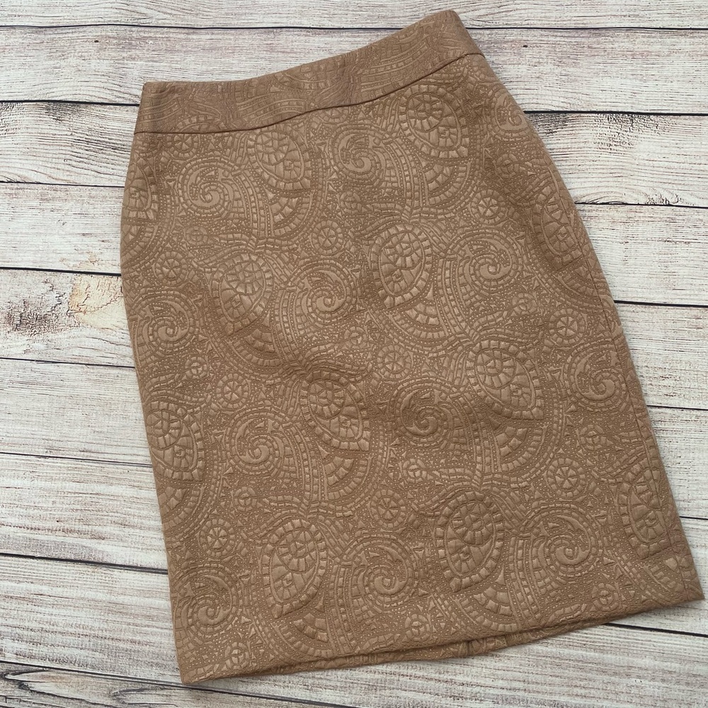 Banana Republic Tan Embossed Paisley Print Pencil Skirt Size 0